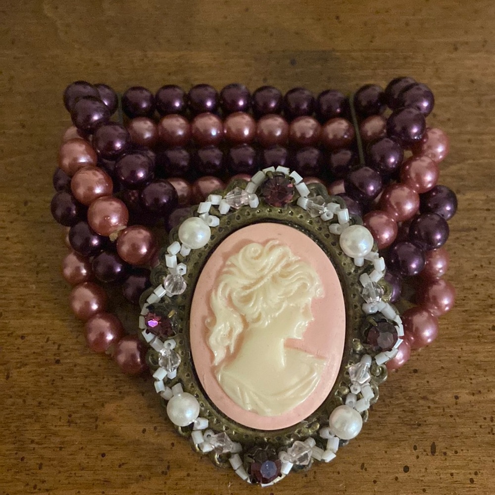 Cameo costume jewelry